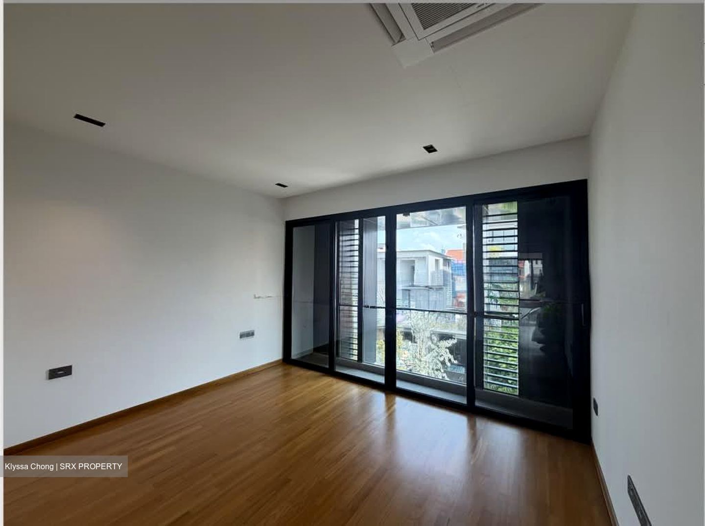 Sembawang Straits Estate (D27), Terrace #597536941